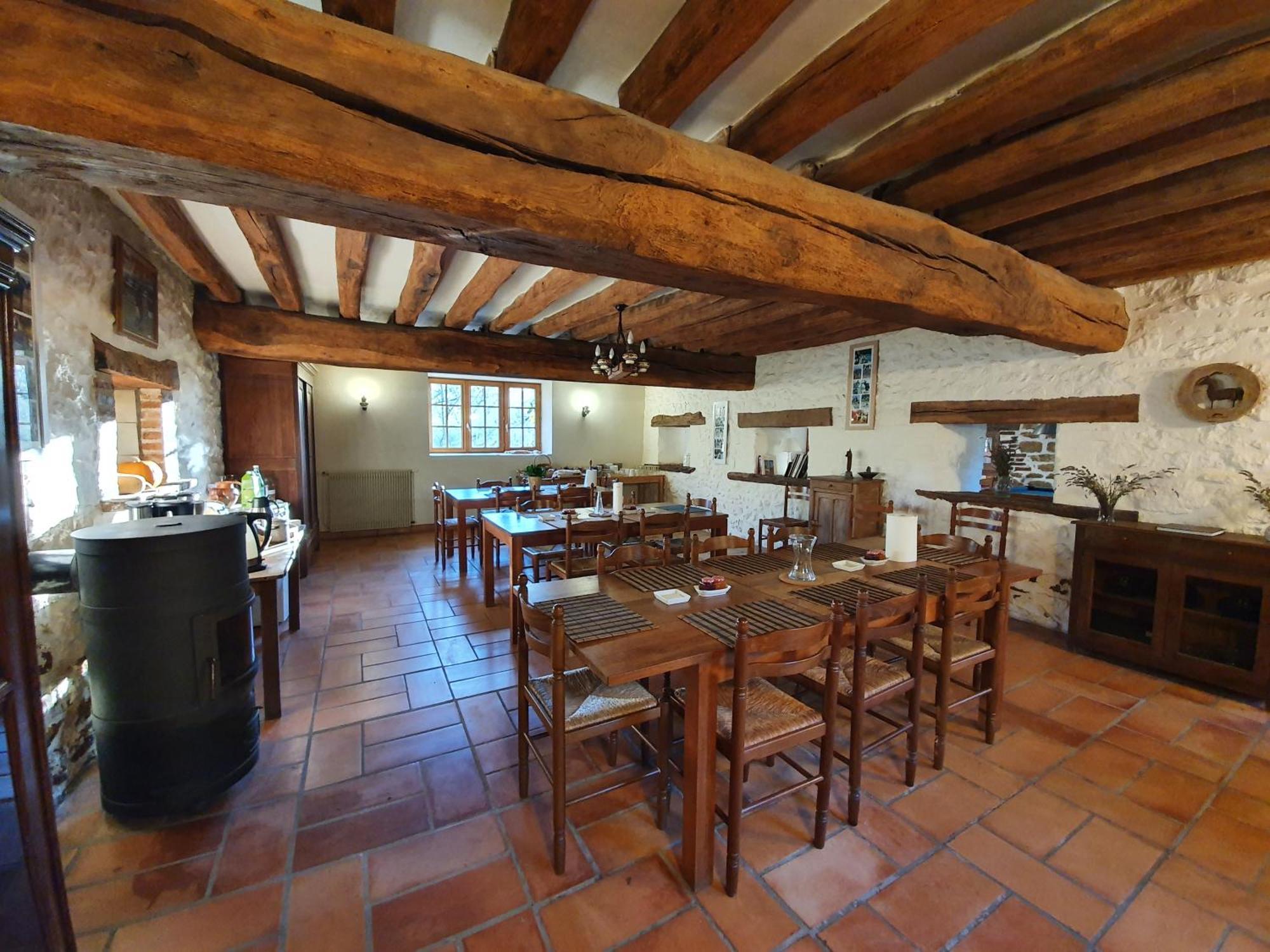 Ferme Equestre & Chambres D'Hotes Gateau Stables Proche Guedelon Saint-Amand-en-Puisaye Eksteriør bilde